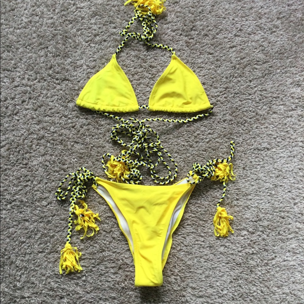 π₯π₯HOST PICπ₯π₯ SHEIN Yellow Frilly Bikini - Picture 15 of 16